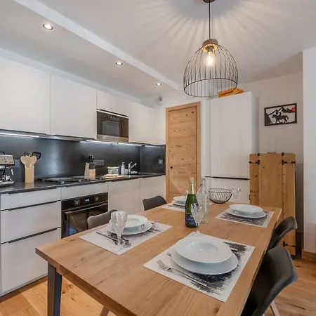 2 Au Centre De Avec Parking - Fr-1-343-271 Apartamento